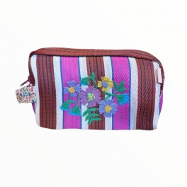 Trousse avec un motif floral